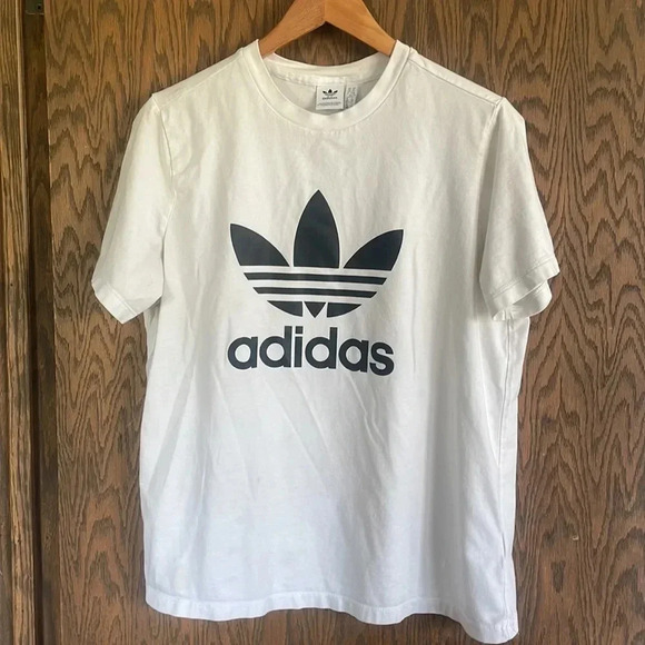 Adidas Tee‎ L - Picture 1 of 3